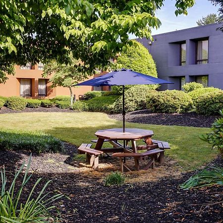 פלטצ'ר Clarion Inn Asheville Airport מראה חיצוני תמונה