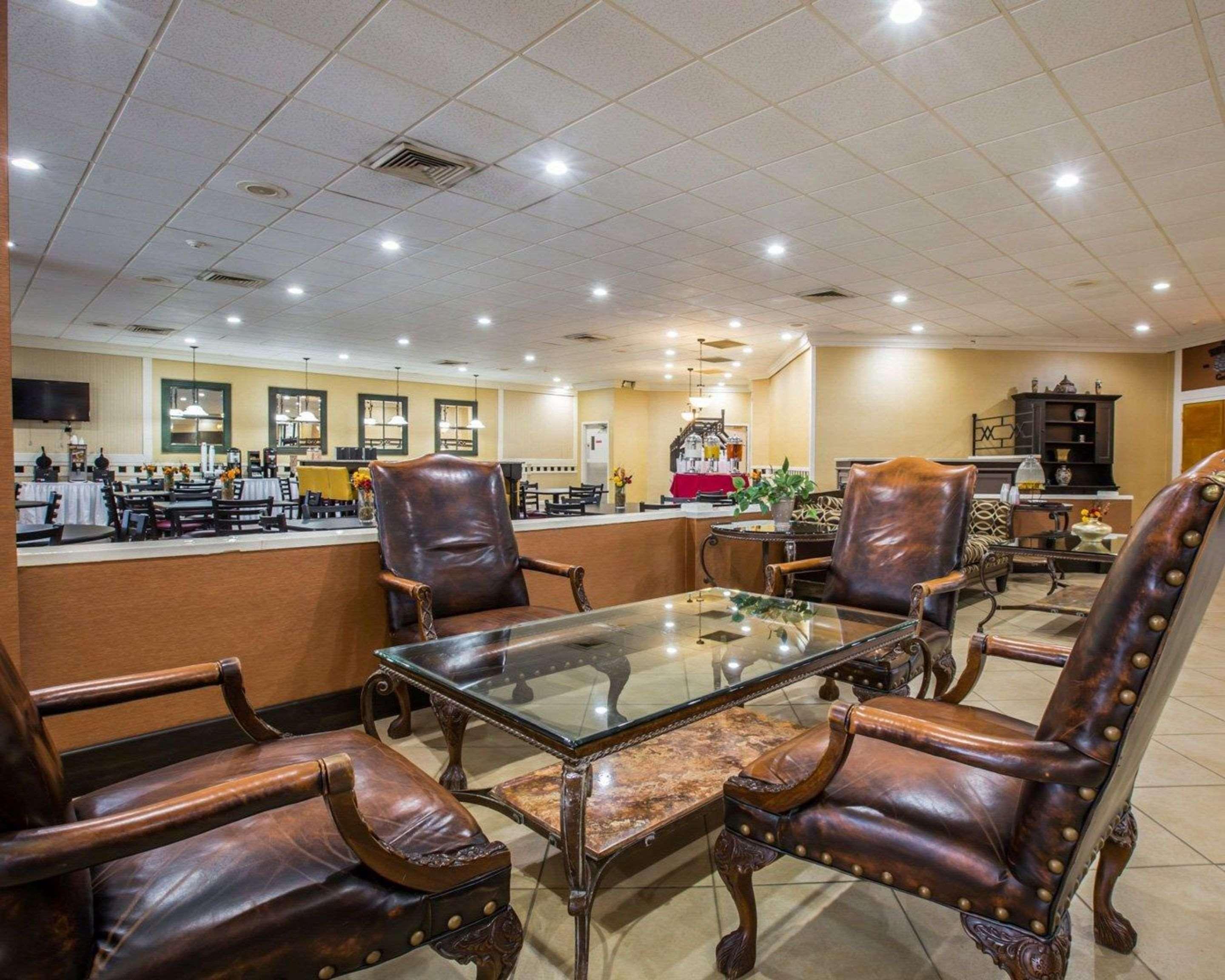 פלטצ'ר Clarion Inn Asheville Airport מראה חיצוני תמונה