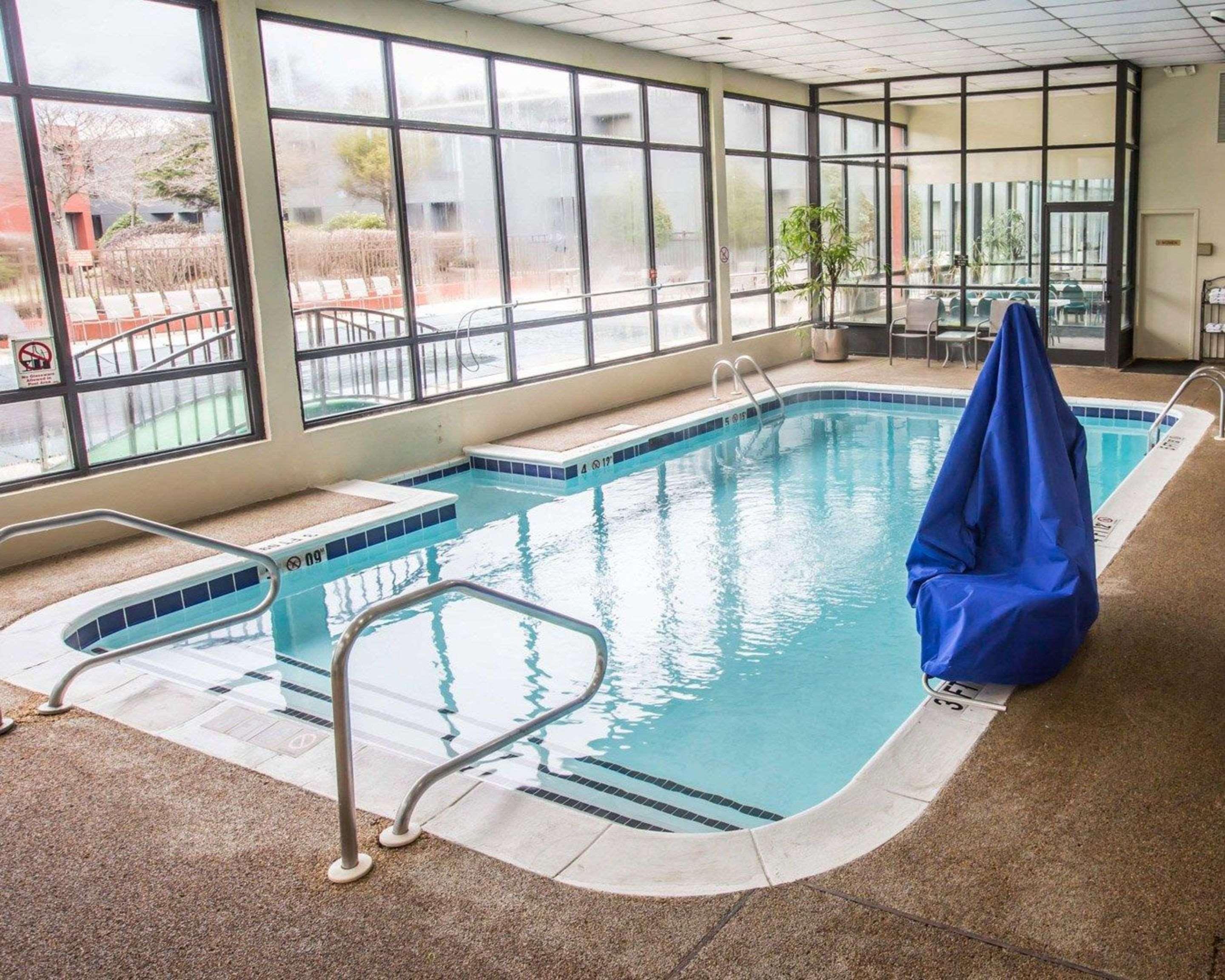 פלטצ'ר Clarion Inn Asheville Airport מראה חיצוני תמונה