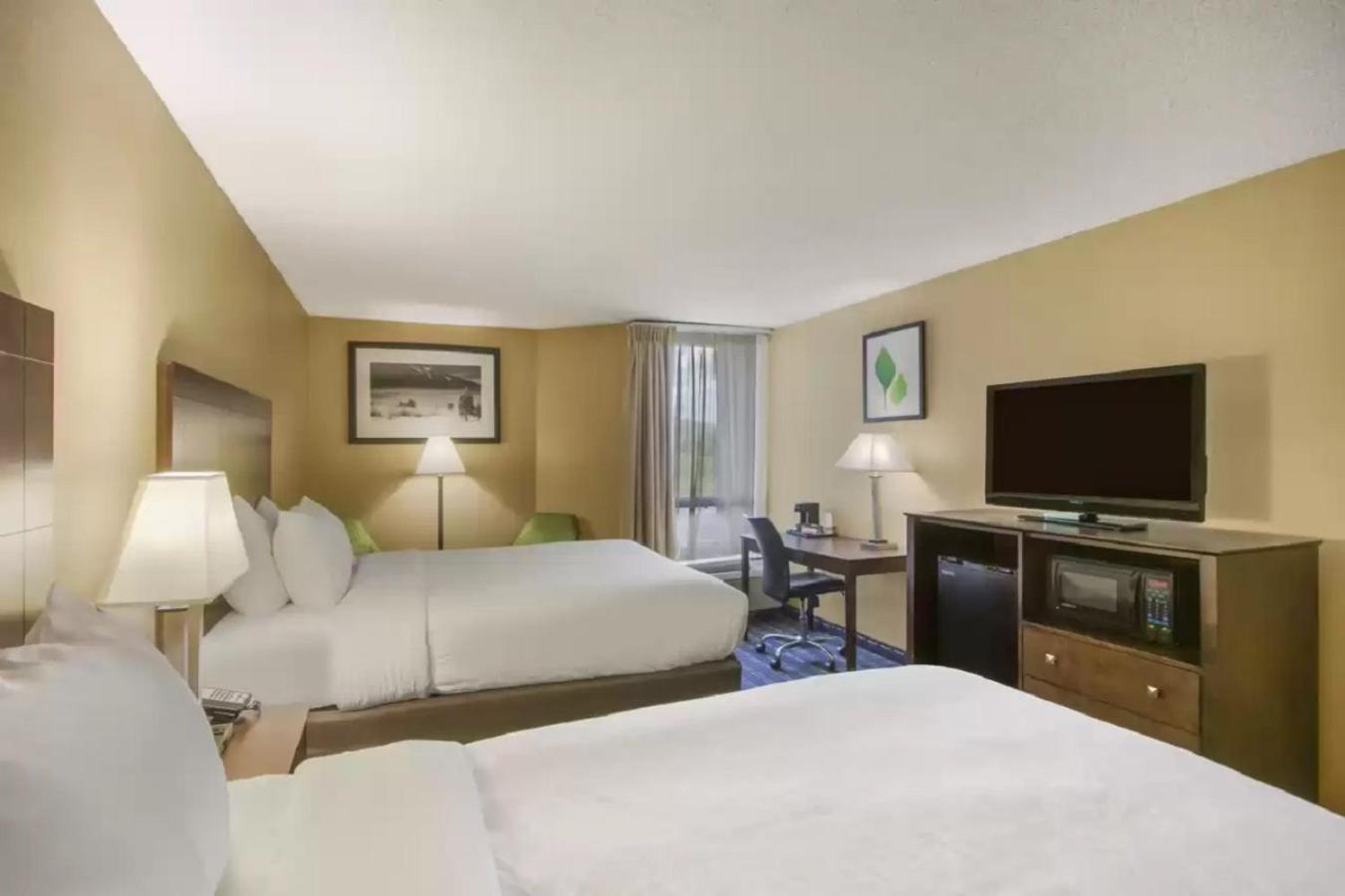 פלטצ'ר Clarion Inn Asheville Airport מראה חיצוני תמונה