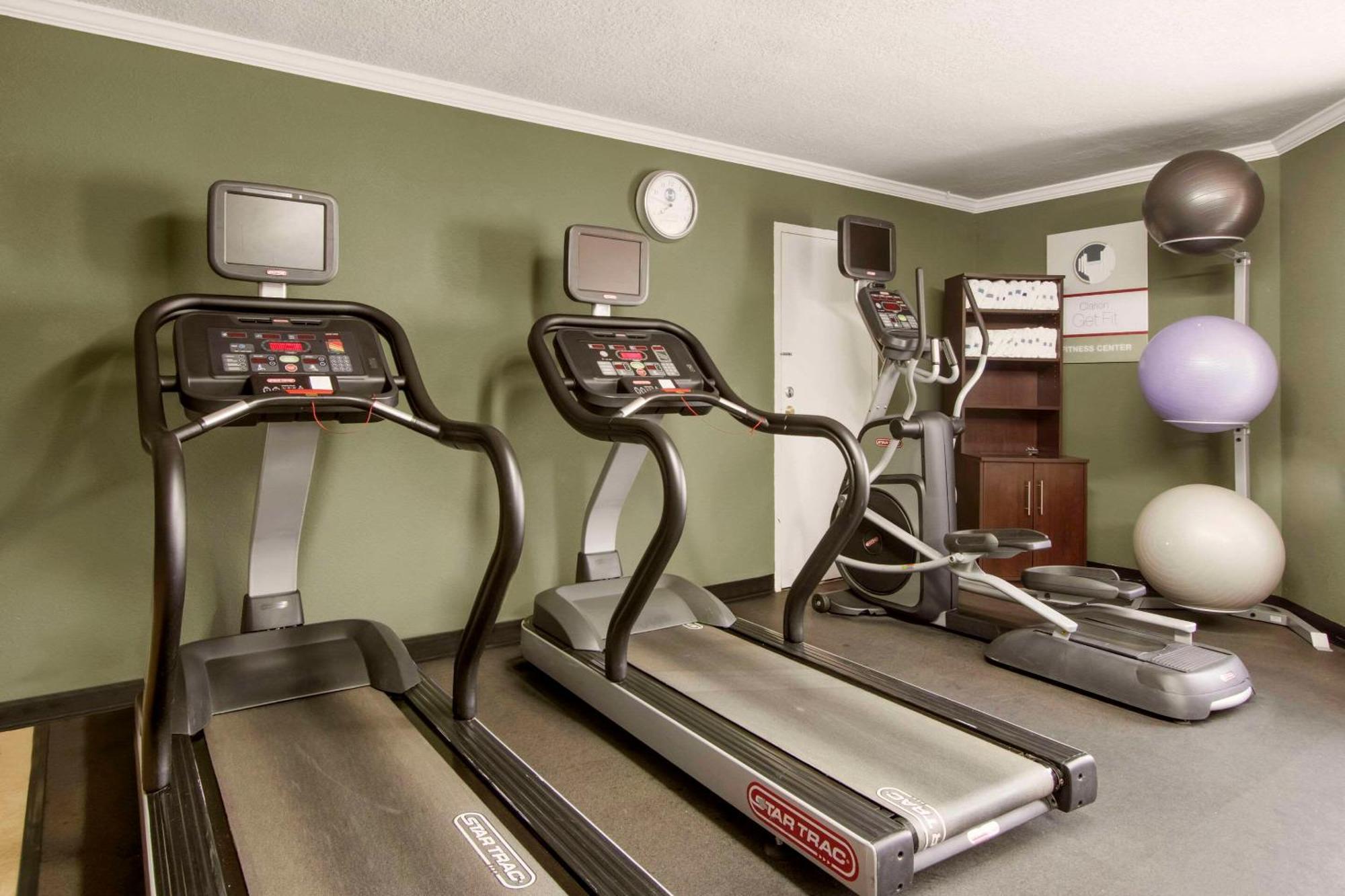 פלטצ'ר Clarion Inn Asheville Airport מראה חיצוני תמונה