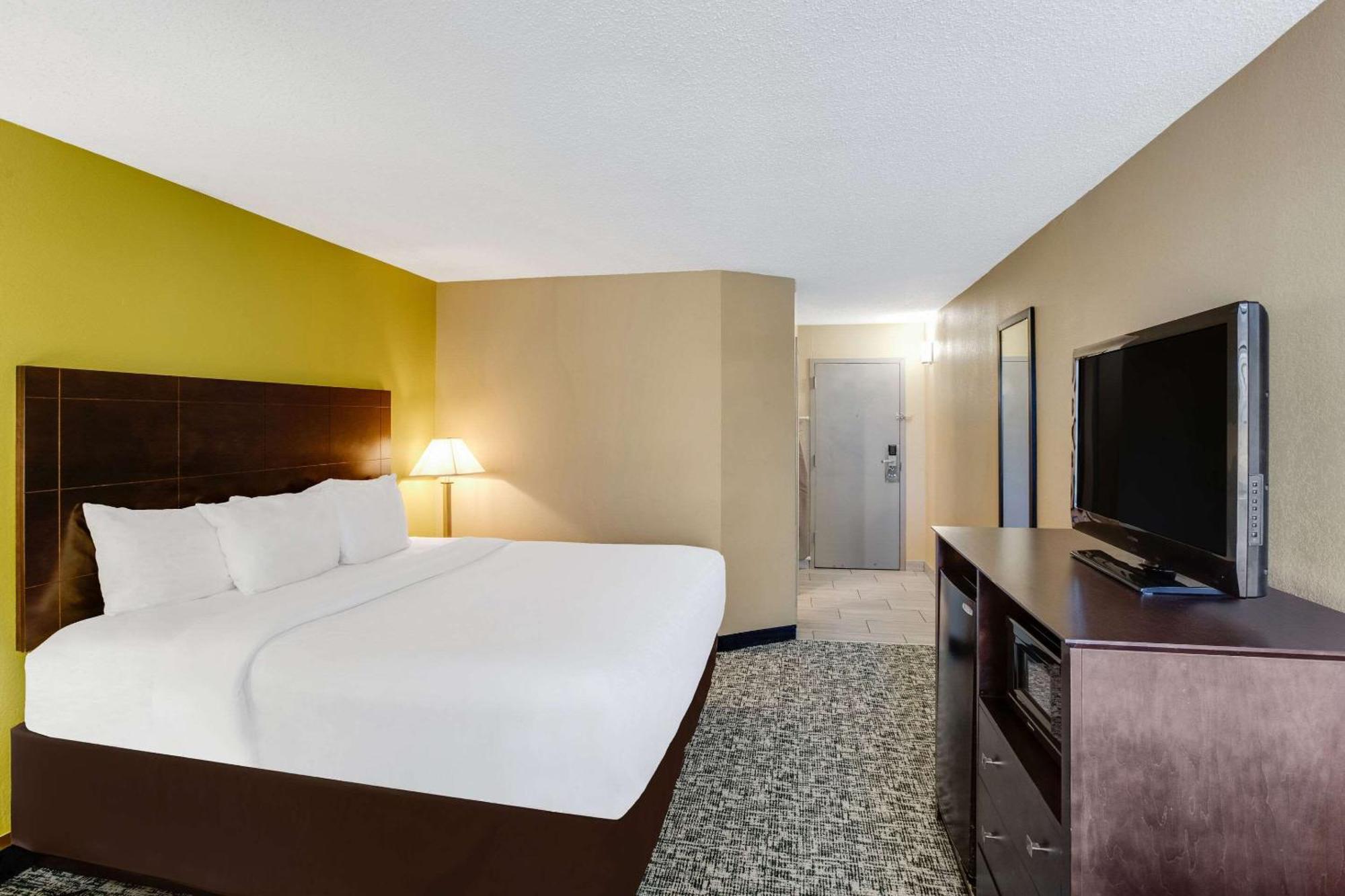 פלטצ'ר Clarion Inn Asheville Airport מראה חיצוני תמונה