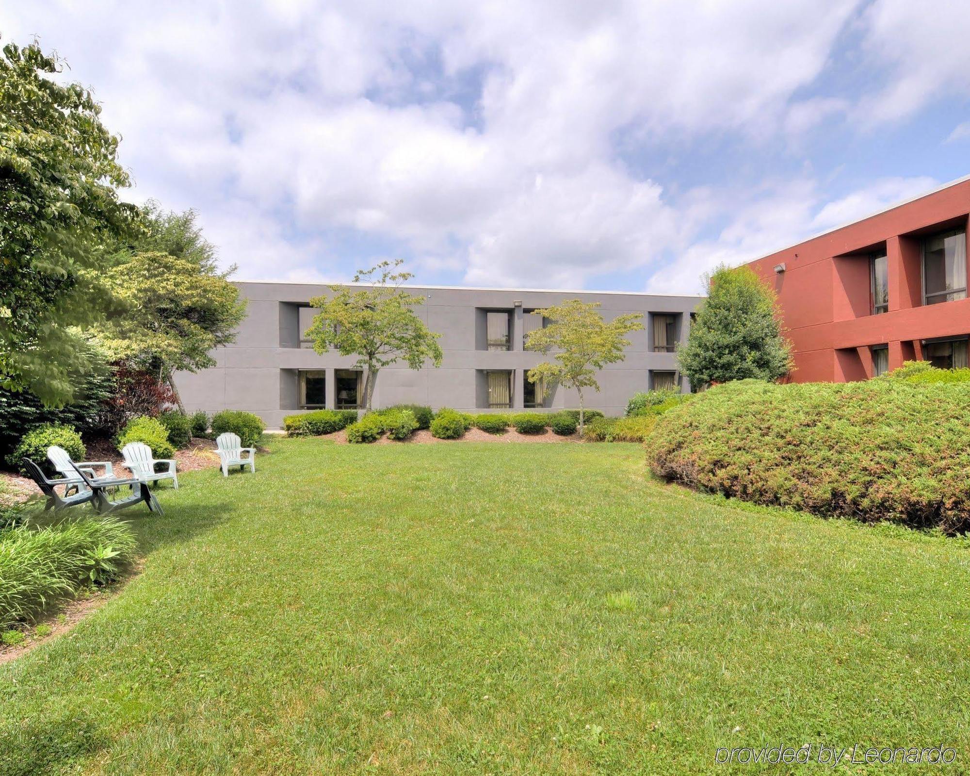 פלטצ'ר Clarion Inn Asheville Airport מראה חיצוני תמונה
