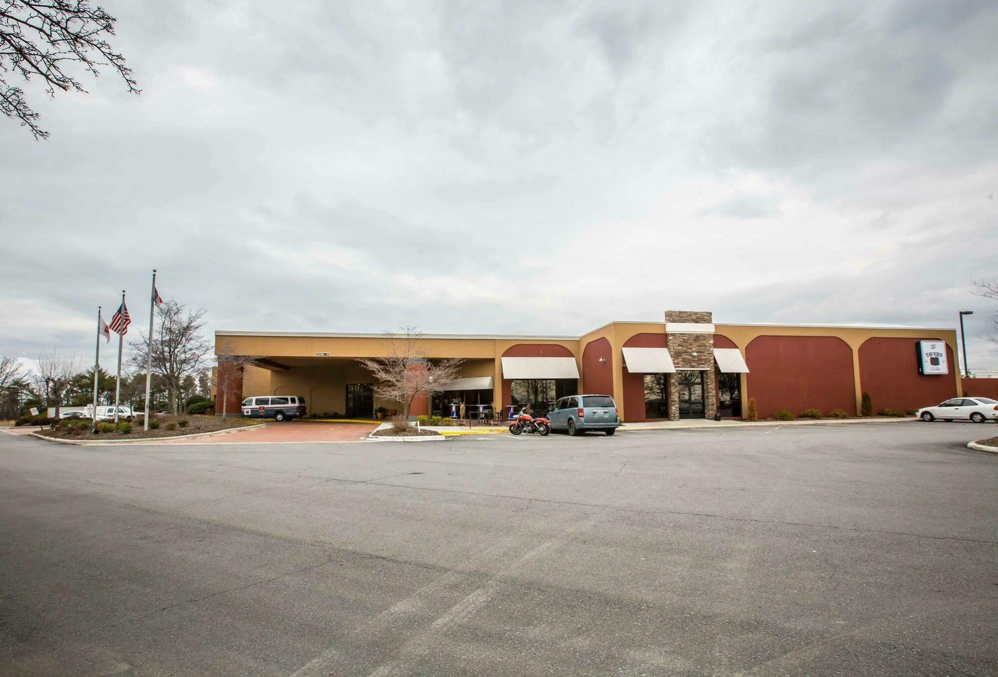 פלטצ'ר Clarion Inn Asheville Airport מראה חיצוני תמונה